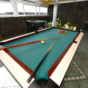 https://villa-life.in-canary-islands.com